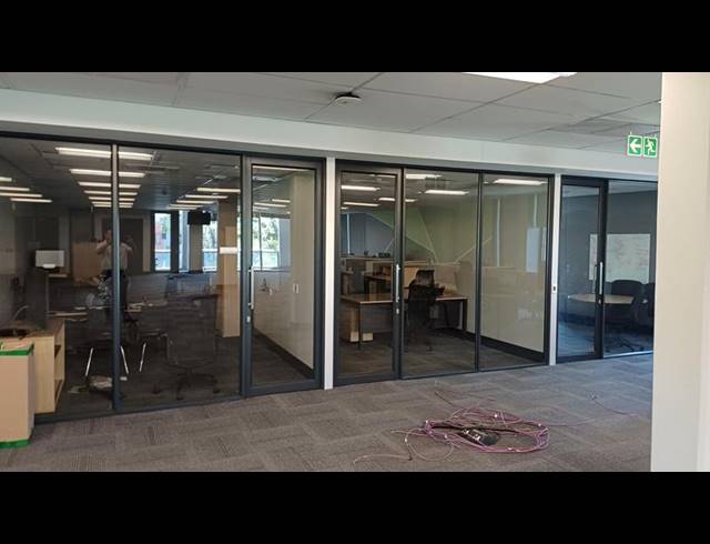 BUSINESS PROPERTY TO RENT IN DORINGKLOOF